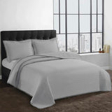 Colcha Solteiro Camesa Pompom Estilo Charmoso com Acabamento Suave 160x230cm - Cinza