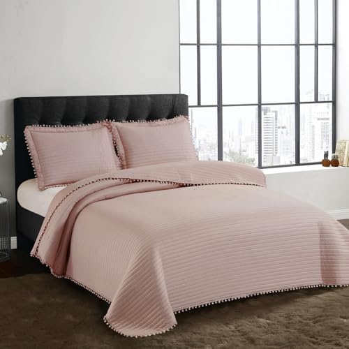 Colcha Casal Camesa Pompom Toque Delicado com Detalhes Decorativos 220x240cm - Rosé